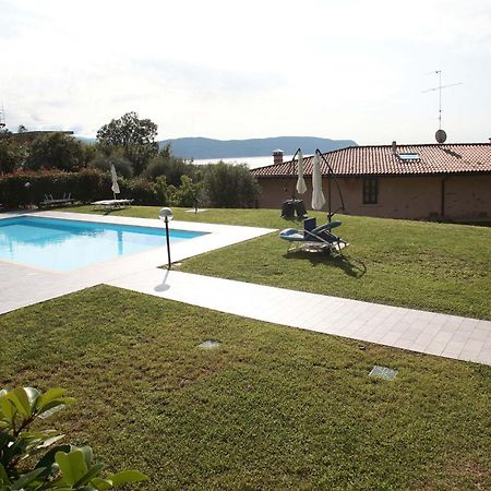 Panorama Lake View, Pool & Garden, 2 Bathrooms, Kingsize & Single-Beds, Fast Internet Тосколано-Мадерно Экстерьер фото